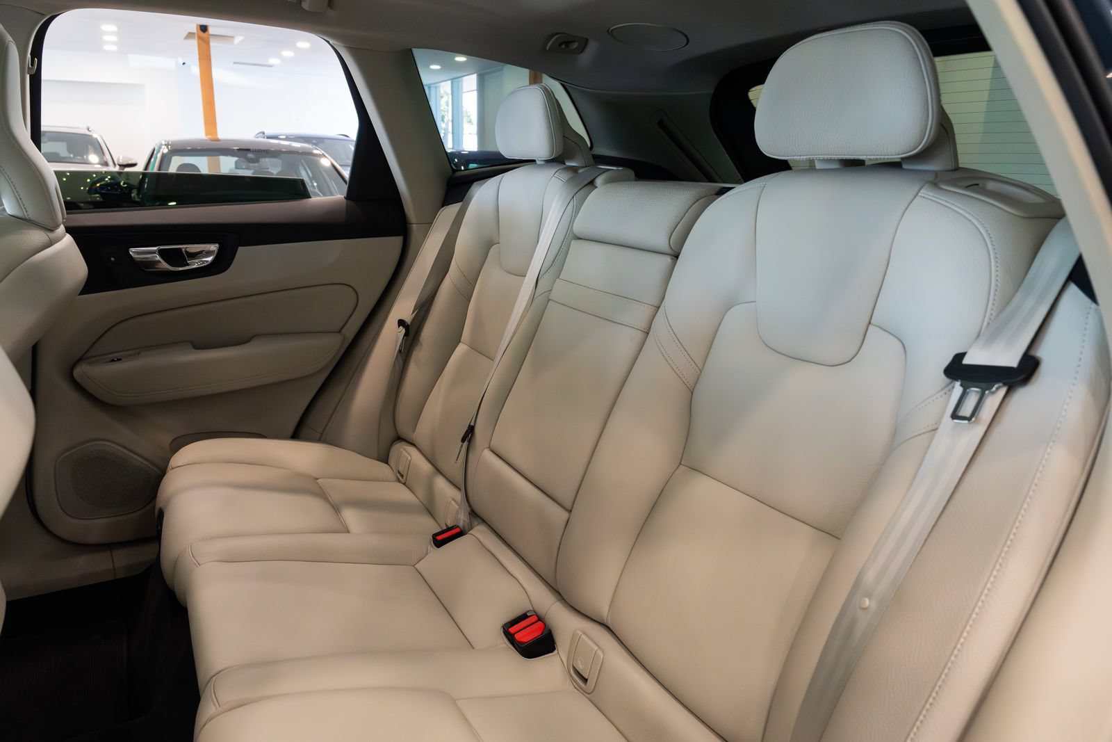 Used 2019 Volvo XC60 T5 Inscription AWD/4WD image 21