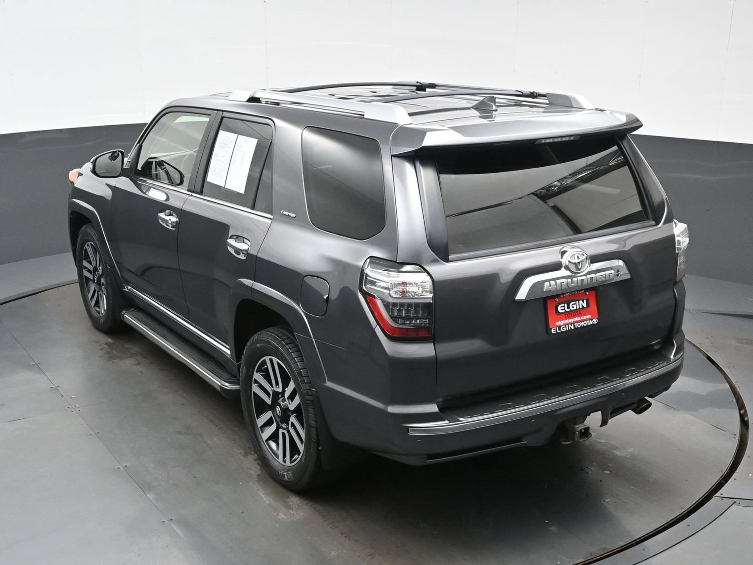 Used 2018 Toyota 4Runner Limited AWD/4WD image 40
