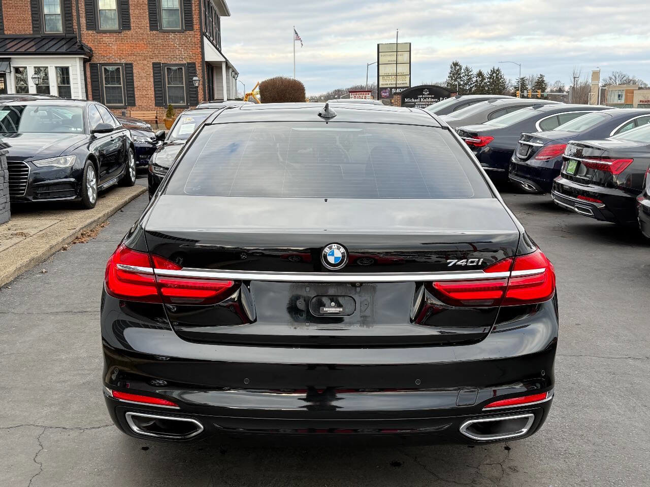 Used 2016 BMW 740i RWD image 6