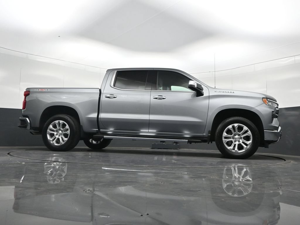 Certified 2025 Chevrolet Silverado 1500 LTZ AWD/4WD image 36