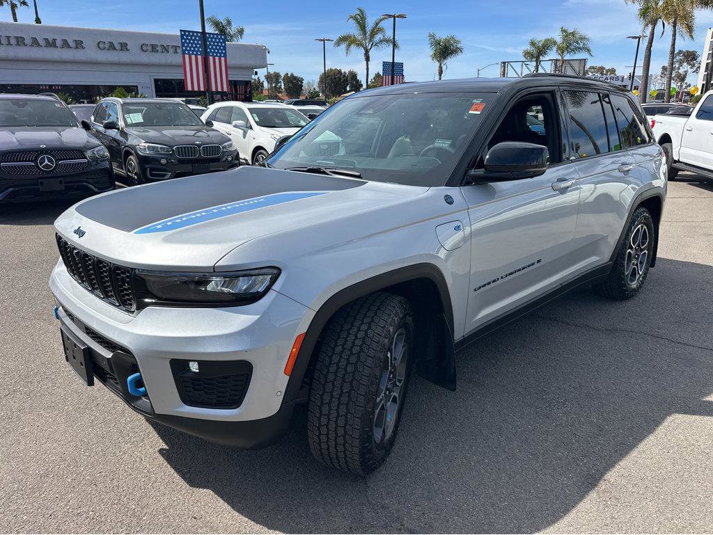 Used 2022 Jeep Grand Cherokee Trailhawk w/ Advanced Protech Group II image 11