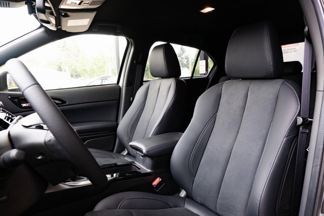 New 2025 Mitsubishi Eclipse Cross Black Edition image 20