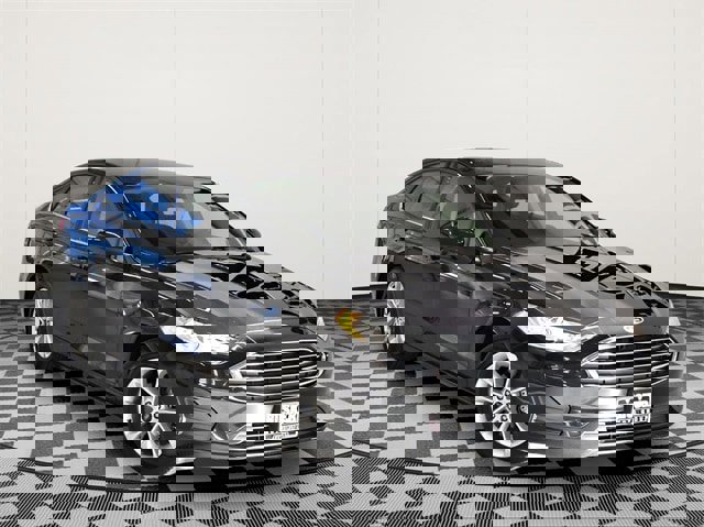 Used 2020 Ford Fusion SE