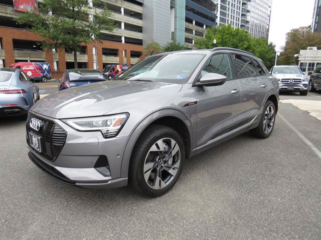 Used 2022 Audi e-tron Premium w/ Convenience Plus Package