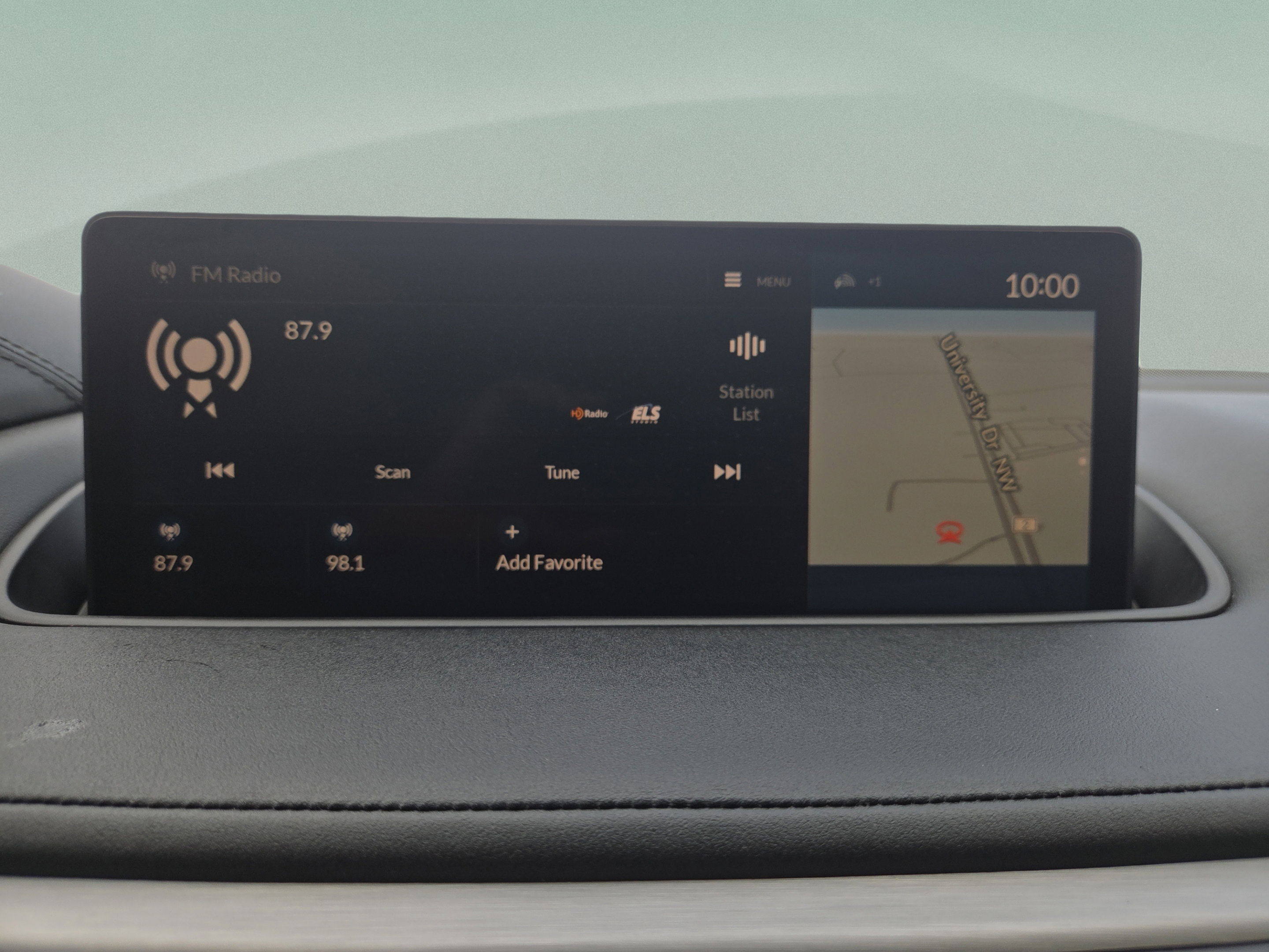 Used 2023 Acura MDX FWD w/ Technology Package image 17