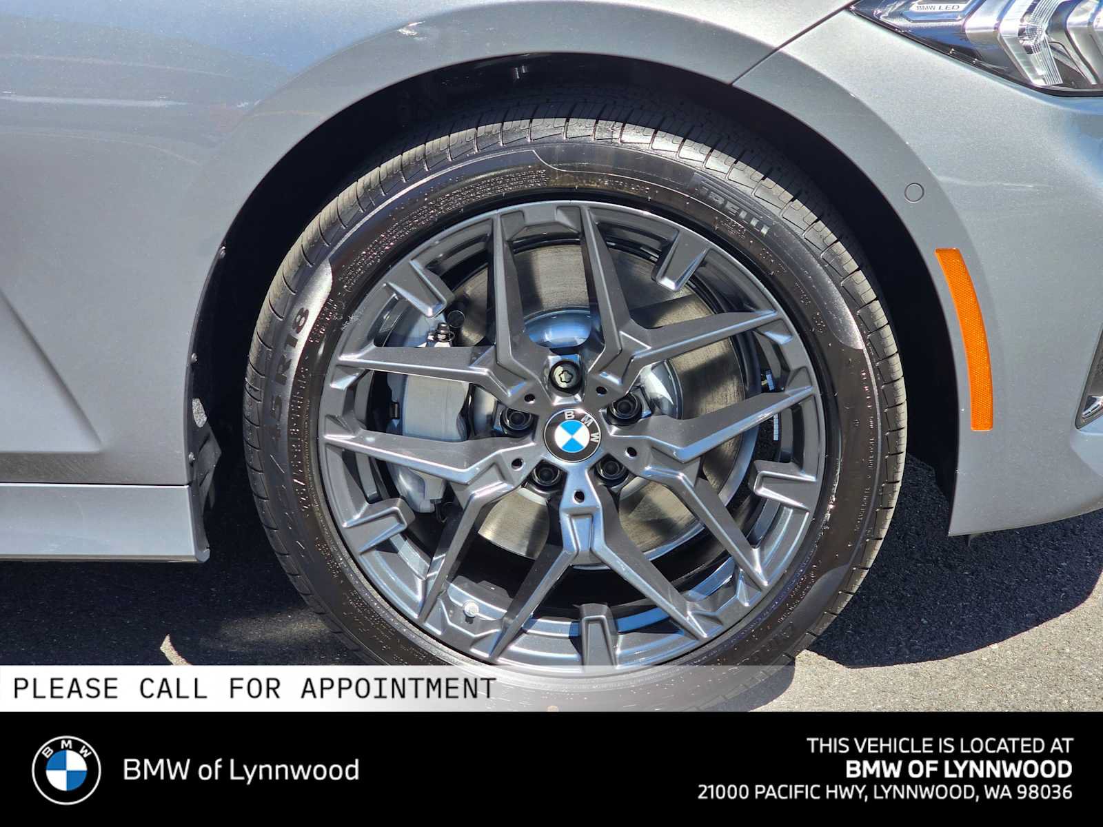 New 2026 BMW 330i xDrive Sedan w/ Convenience Package AWD/4WD image 9