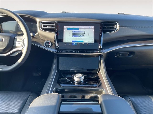 Used 2022 Jeep Wagoneer Series I w/ Premium Group I image 11