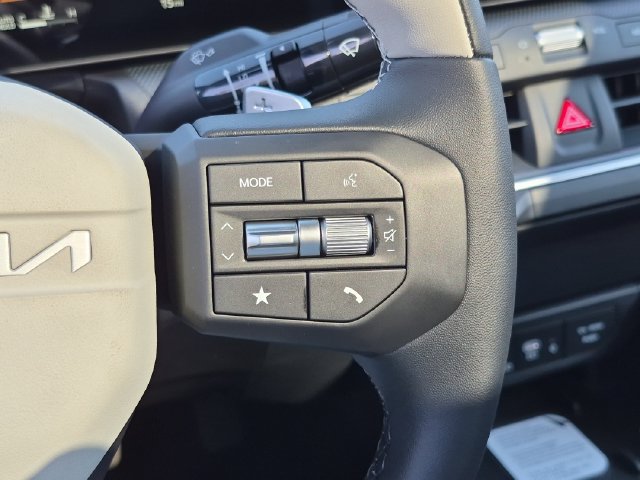 New 2026 Kia K4 EX FWD image 16