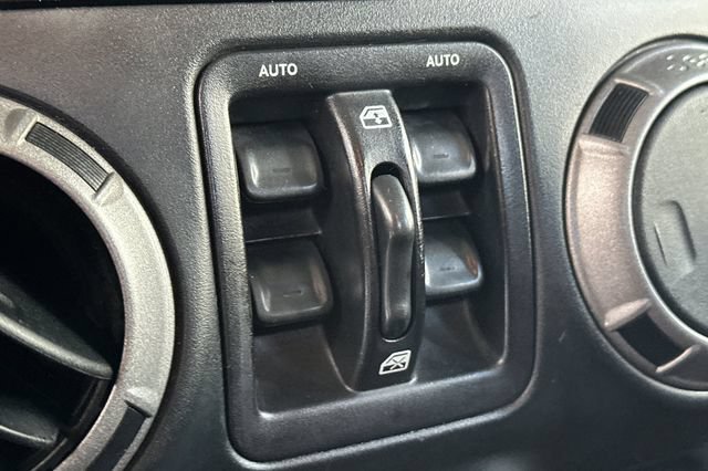 Used 2015 Jeep Wrangler Unlimited Sport w/ Quick Order Package 24S AWD/4WD image 14