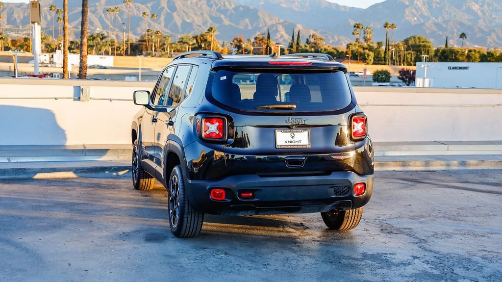 Certified 2023 Jeep Renegade Trailhawk image 7
