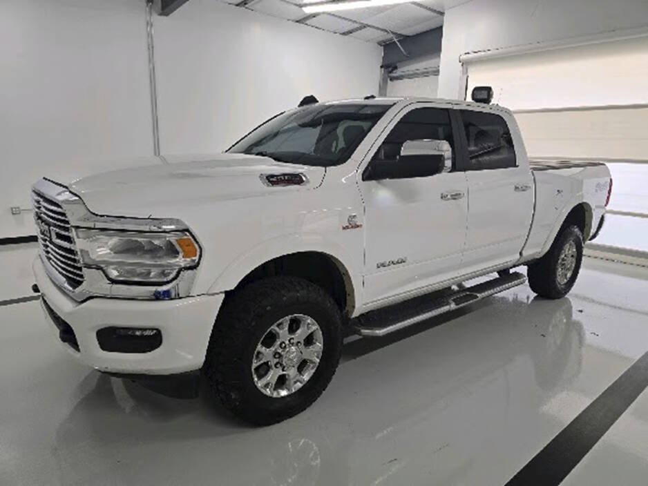Used 2022 RAM 2500 Laramie AWD/4WD image 3