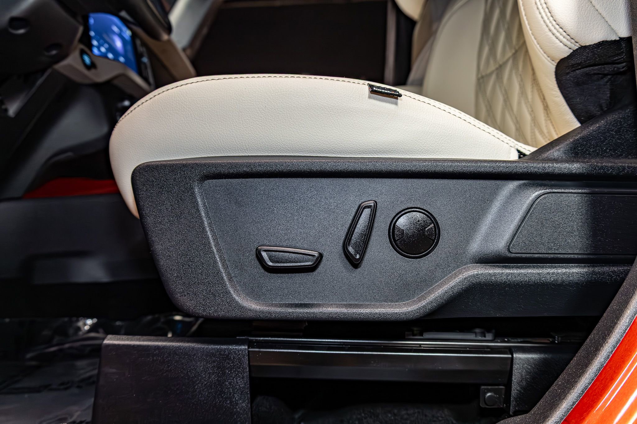 Used 2023 Ford Bronco Wildtrak AWD/4WD image 21