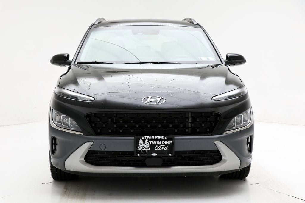 Used 2023 Hyundai Kona Limited AWD/4WD image 4