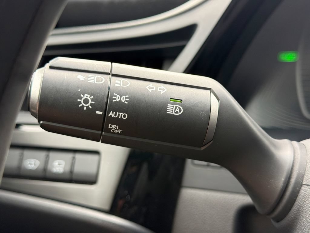 Certified 2024 Lexus ES 300h Ultra Luxury w/ Accessory Package (Z2) FWD image 28