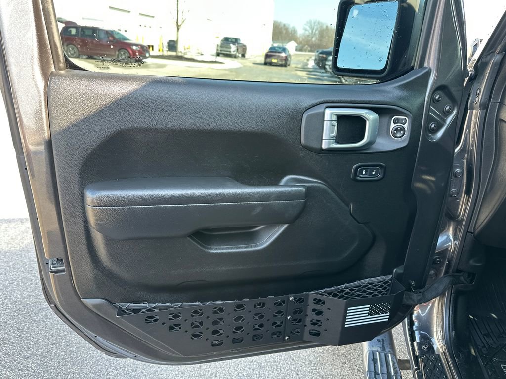 Used 2022 Jeep Gladiator Sport image 31