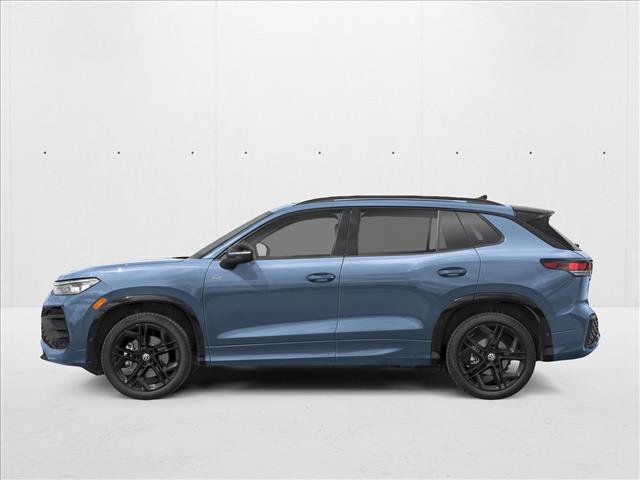 New 2026 Volkswagen Tiguan SE R-Line FWD image 3