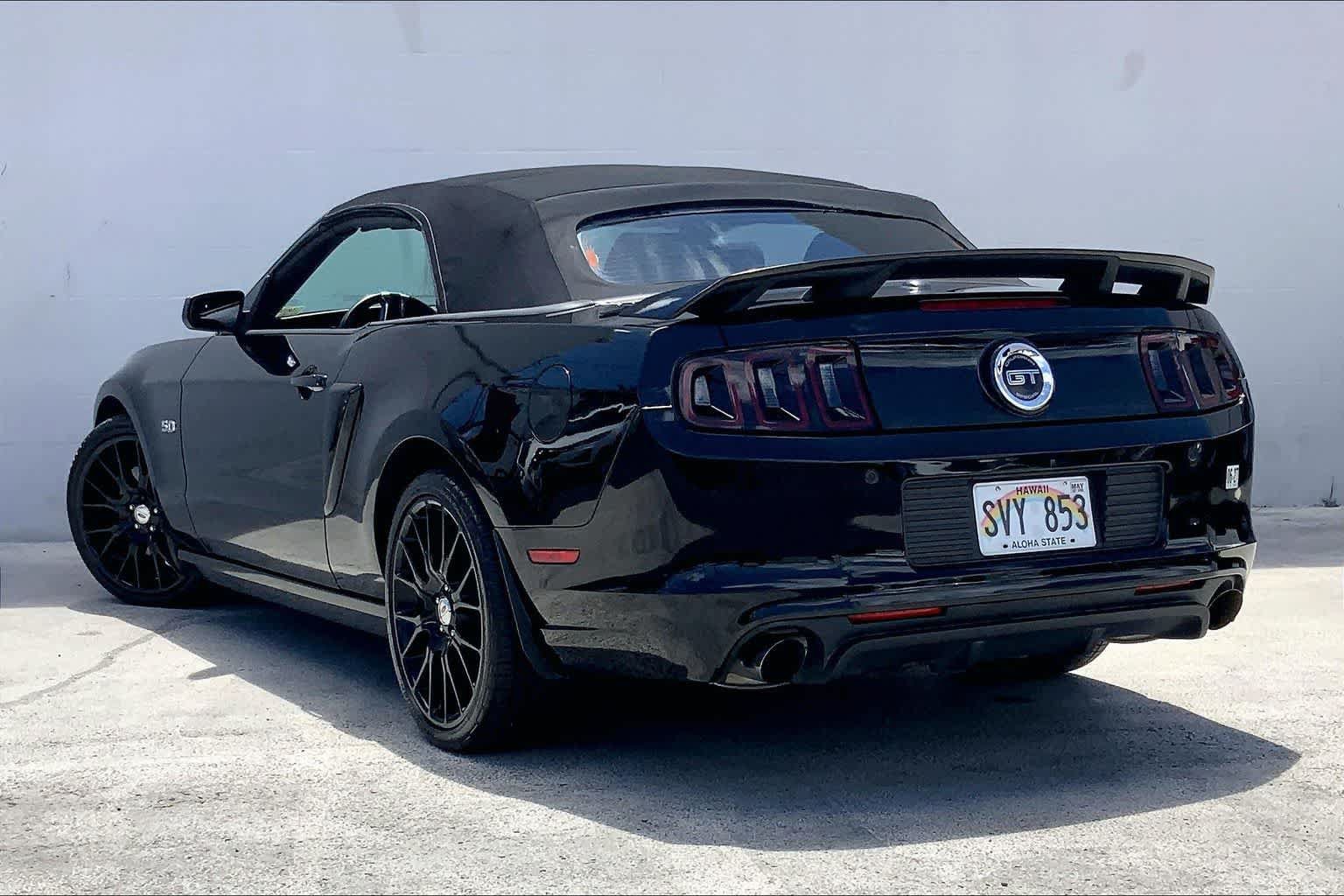 Used 2014 Ford Mustang GT Premium w/ Electronics Package RWD image 4