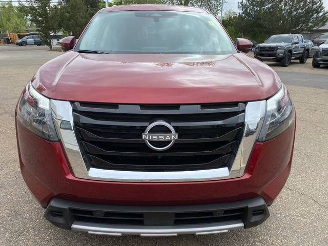 Certified 2025 Nissan Pathfinder SL AWD/4WD image 8