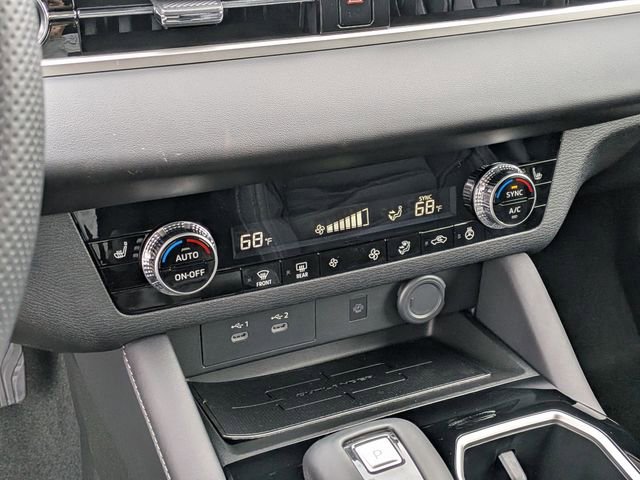 New 2026 Mitsubishi Outlander SE image 22