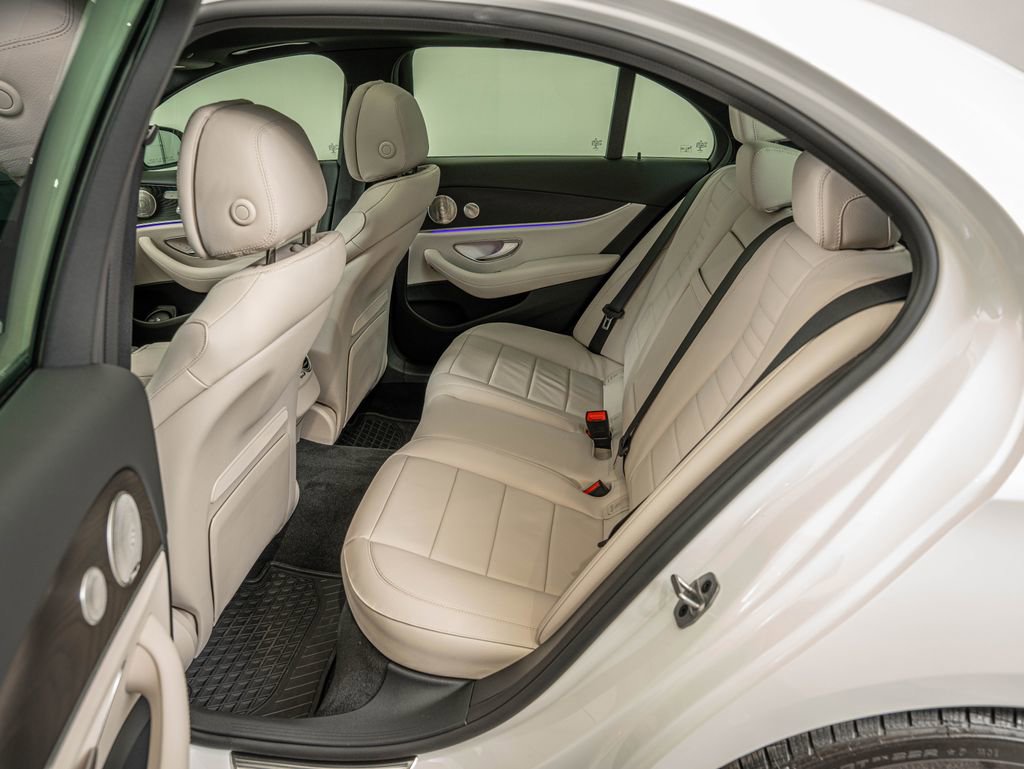 Certified 2022 Mercedes-Benz E 450 4MATIC Sedan image 31