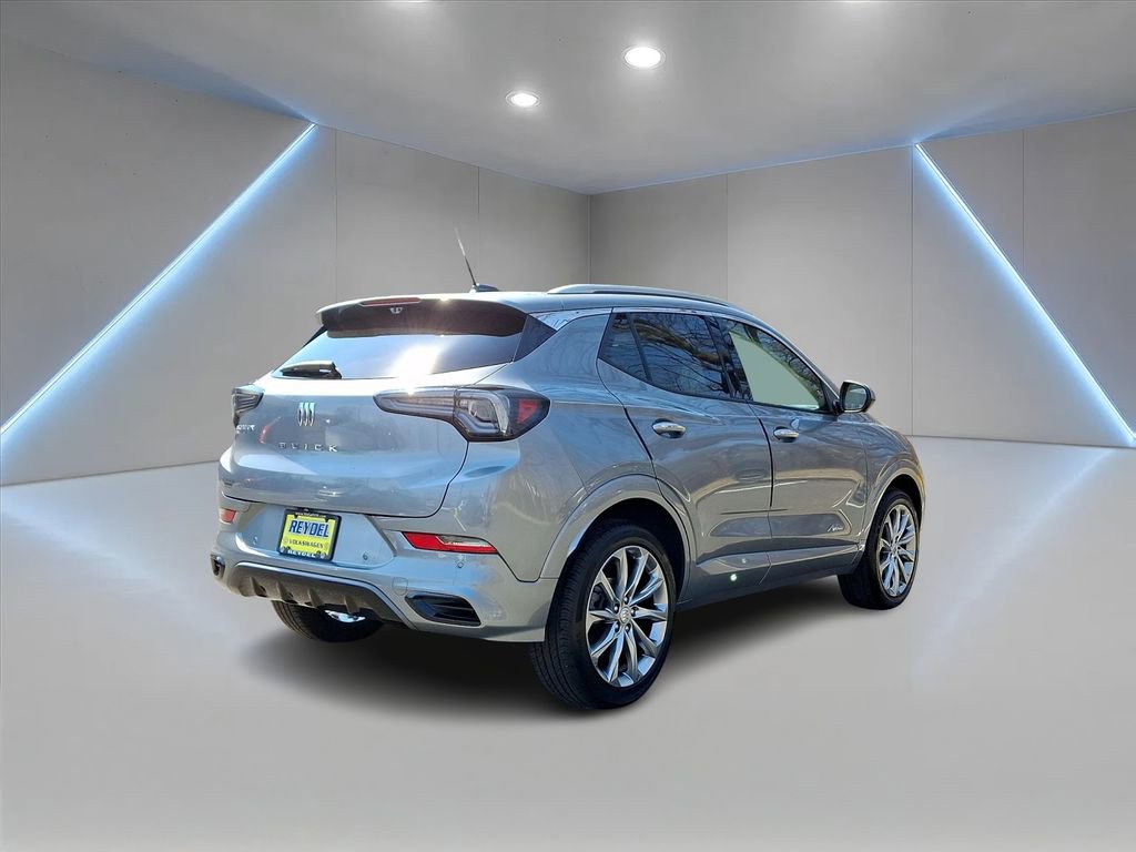 Used 2025 Buick Encore GX Avenir w/ Avenir Technology Package image 5