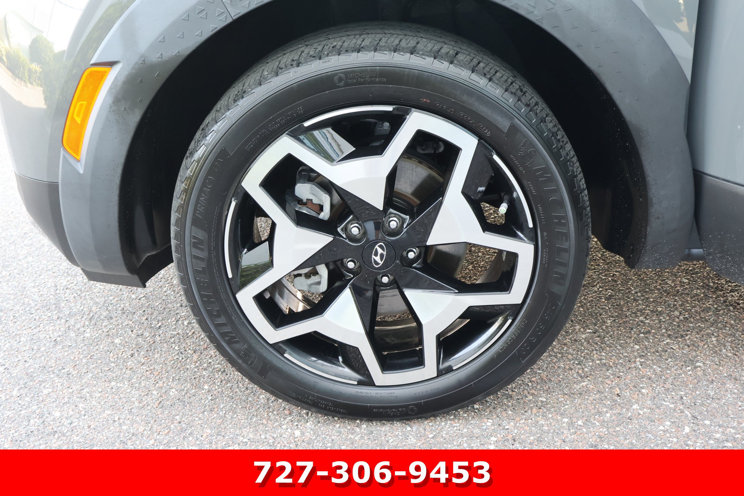 Used 2022 Hyundai Santa Cruz Limited AWD/4WD image 13