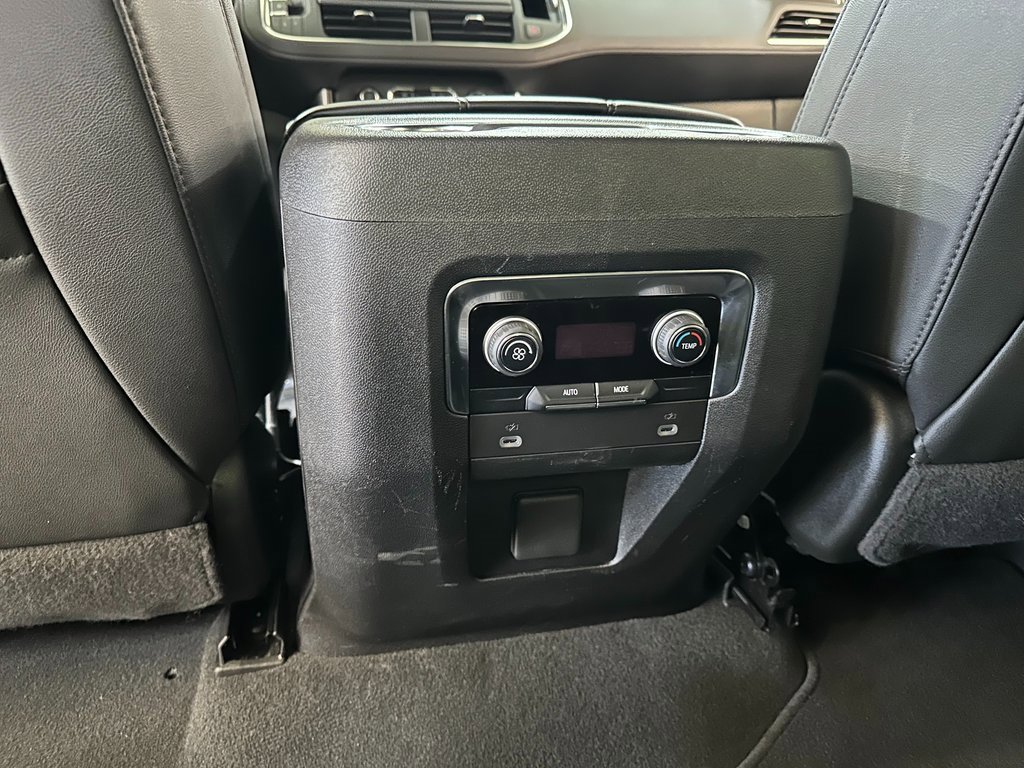 Used 2024 Chevrolet Tahoe LT image 34