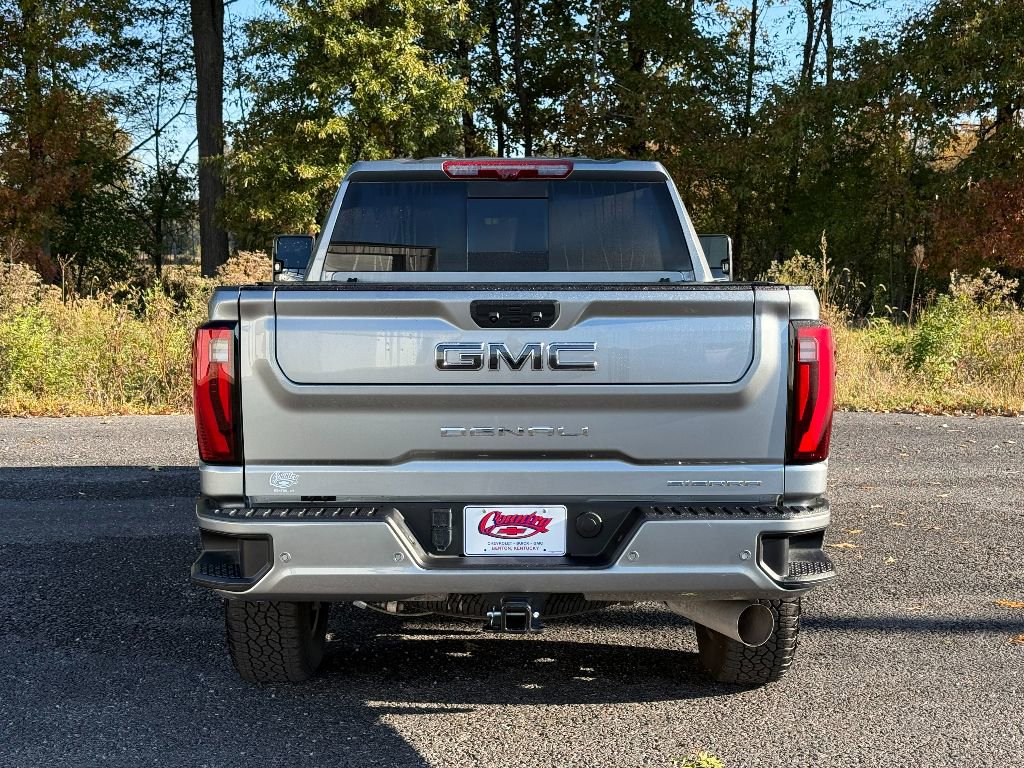 Used 2024 GMC Sierra 2500 Denali Ultimate image 7