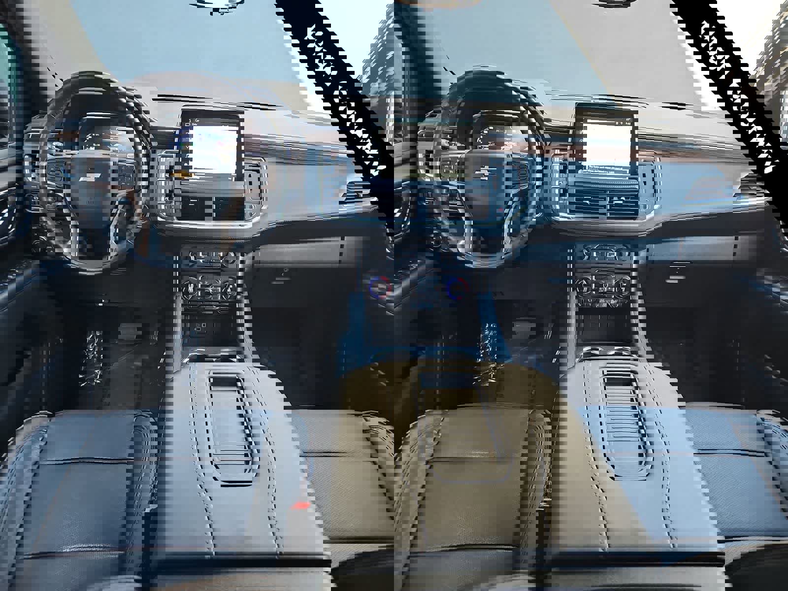 Used 2022 Chevrolet Suburban High Country image 14