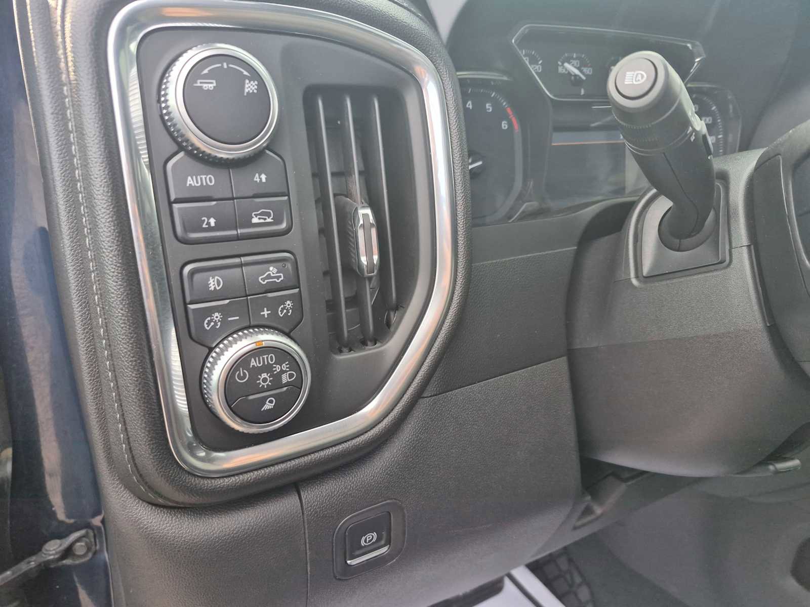 Used 2019 GMC Sierra 1500 SLT w/ SLT Premium Plus Package image 12