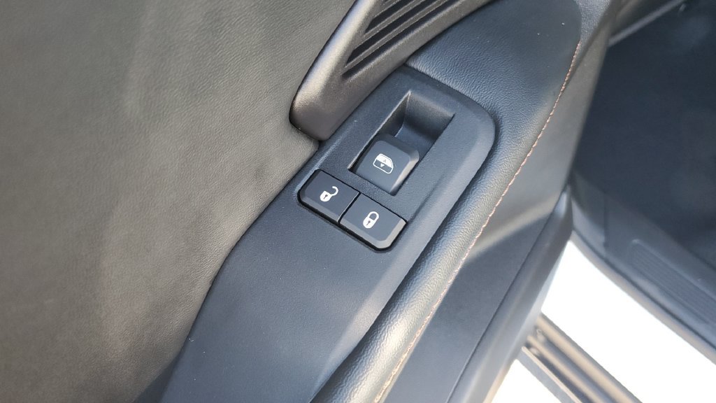 Used 2026 Jeep Cherokee Limited AWD/4WD image 19