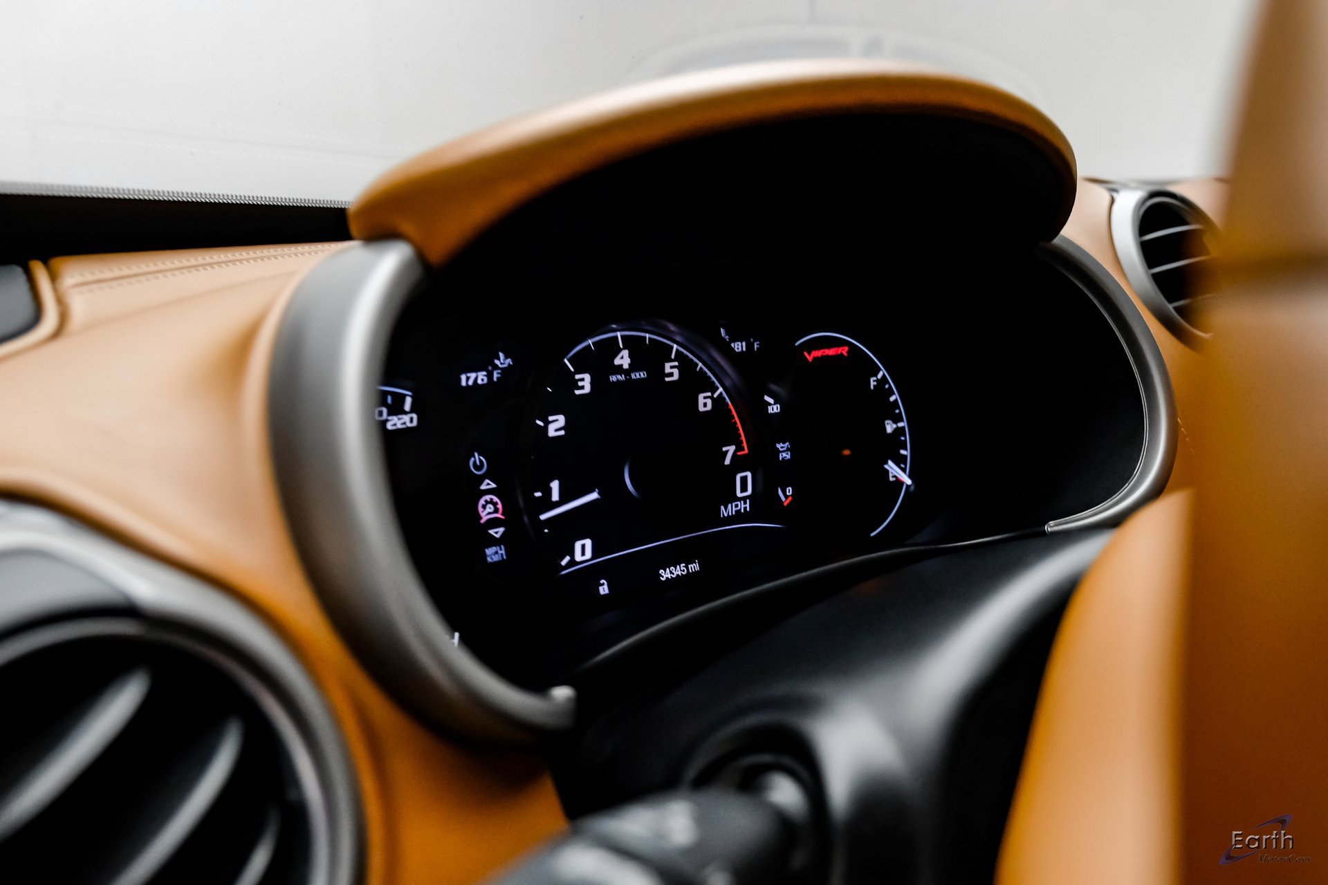 Used 2014 SRT Viper GTS w/ GTS Laguna Interior Package image 32