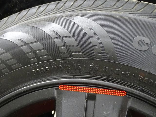 Used 2020 Chevrolet Trax LT w/ LT Convenience Package image 37