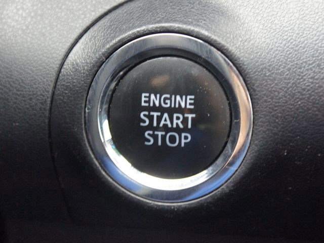 Used 2019 Toyota Avalon XSE image 9