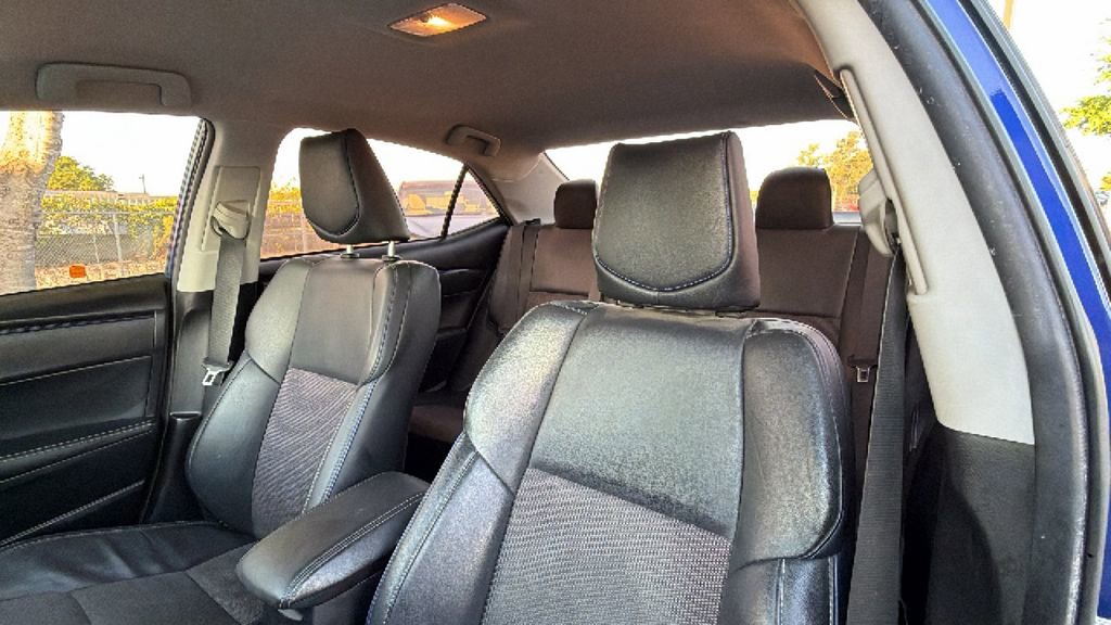 Used 2017 Toyota Corolla SE image 22