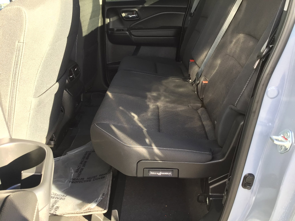 Used 2024 Honda Ridgeline Sport image 14