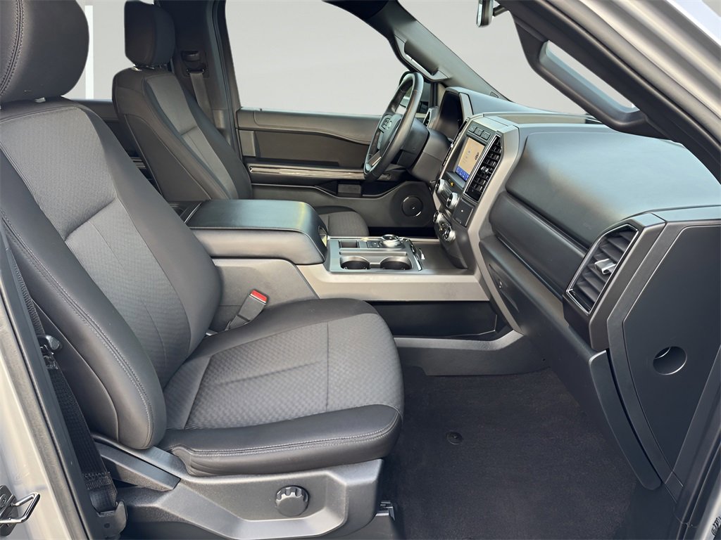 Used 2020 Ford Expedition XLT image 26
