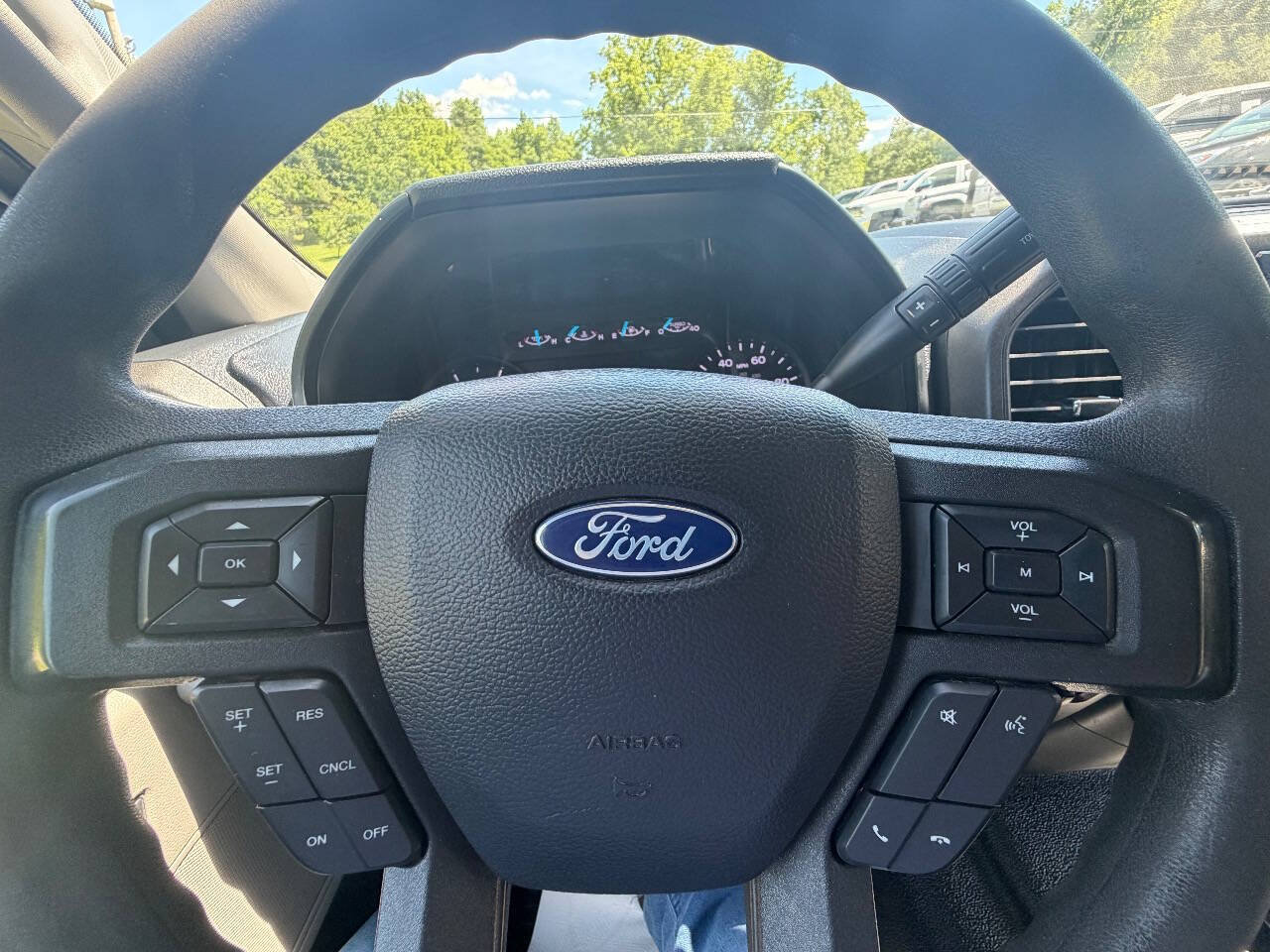 Used 2019 Ford F550 4x4 SuperCab Super Duty image 38