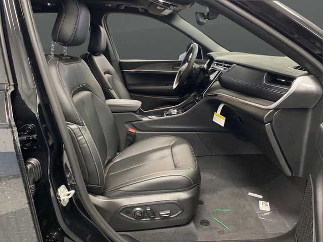 New 2024 Jeep Grand Cherokee Limited 4xe image 32