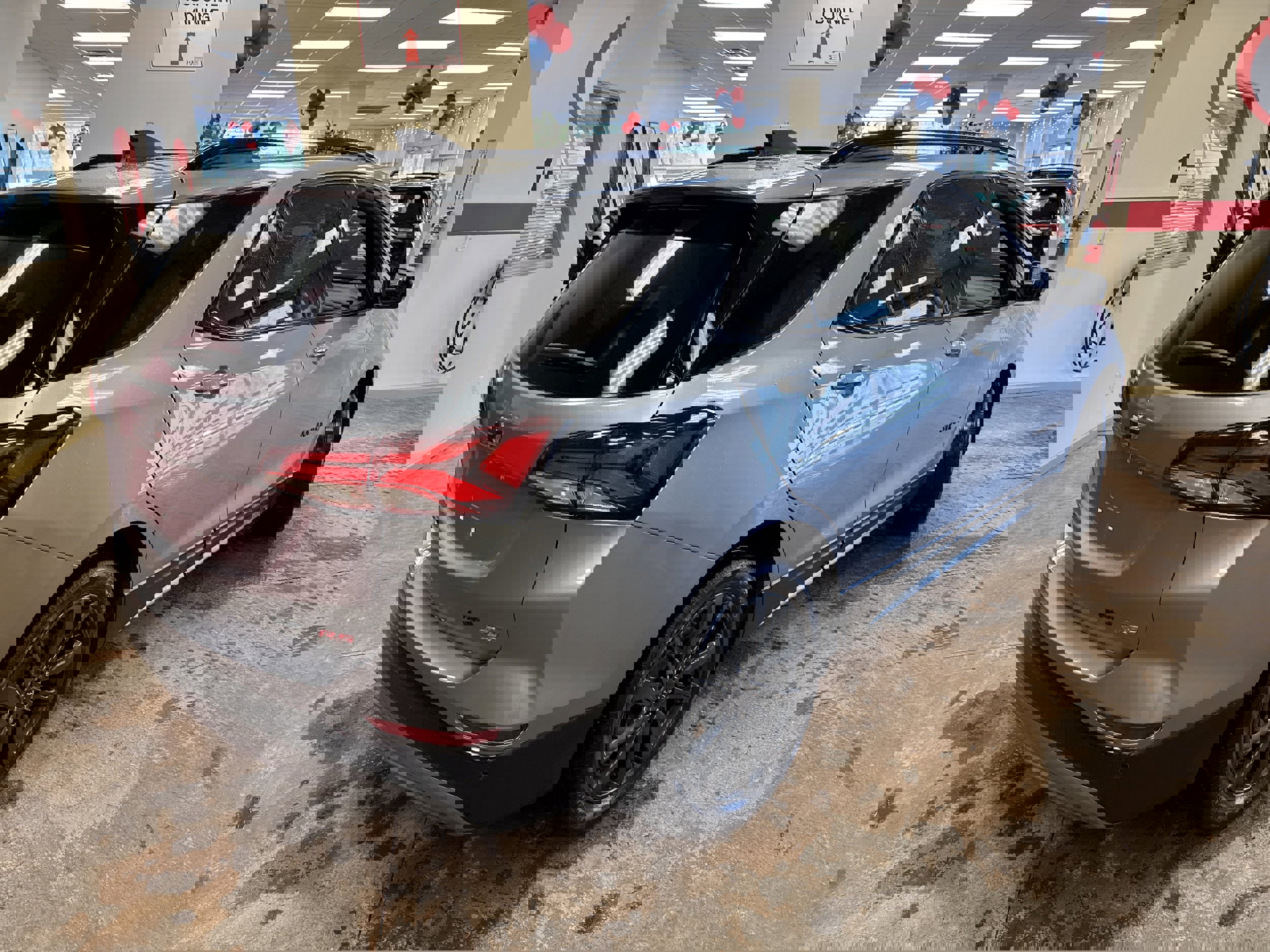 Used 2024 Chevrolet Equinox RS image 10