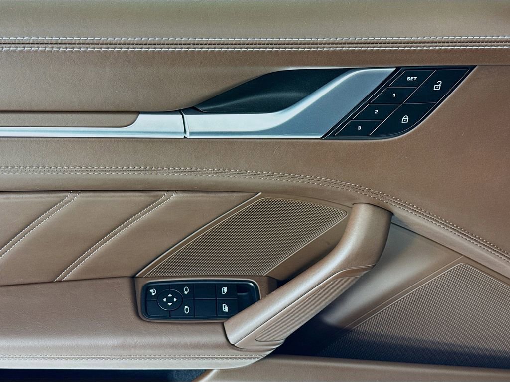 Certified 2022 Porsche 911 Targa 4S AWD/4WD image 11