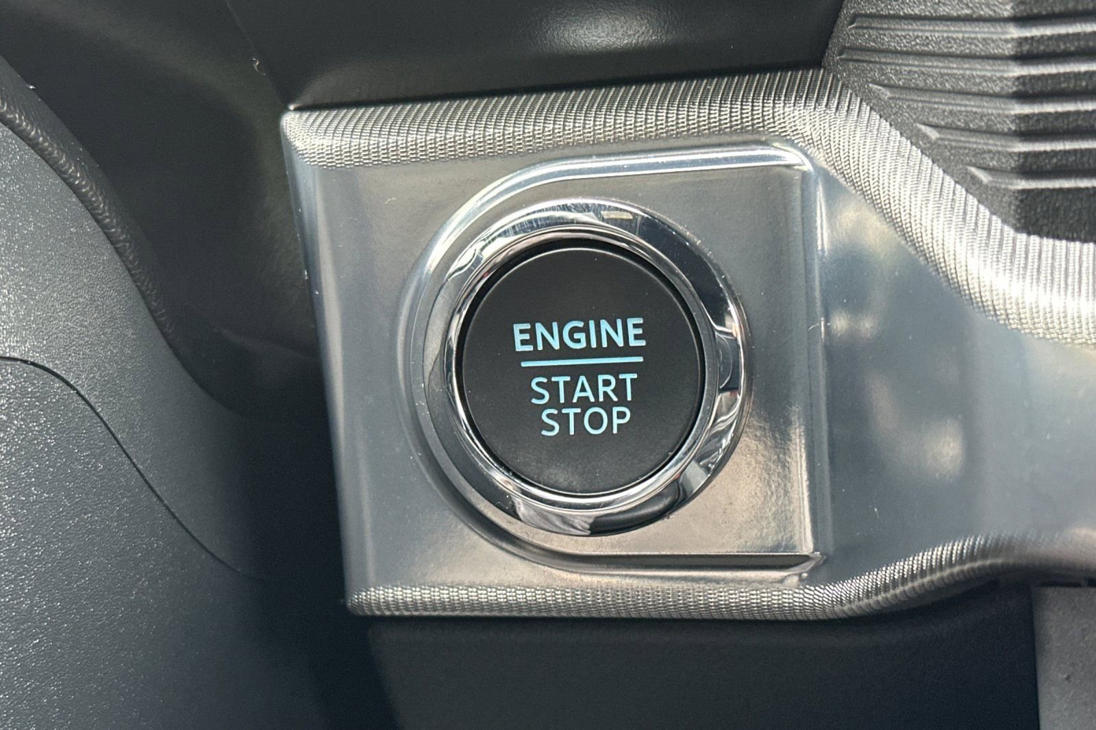 Used 2025 Ford F150 Lariat w/ Equipment Group 502A High image 20