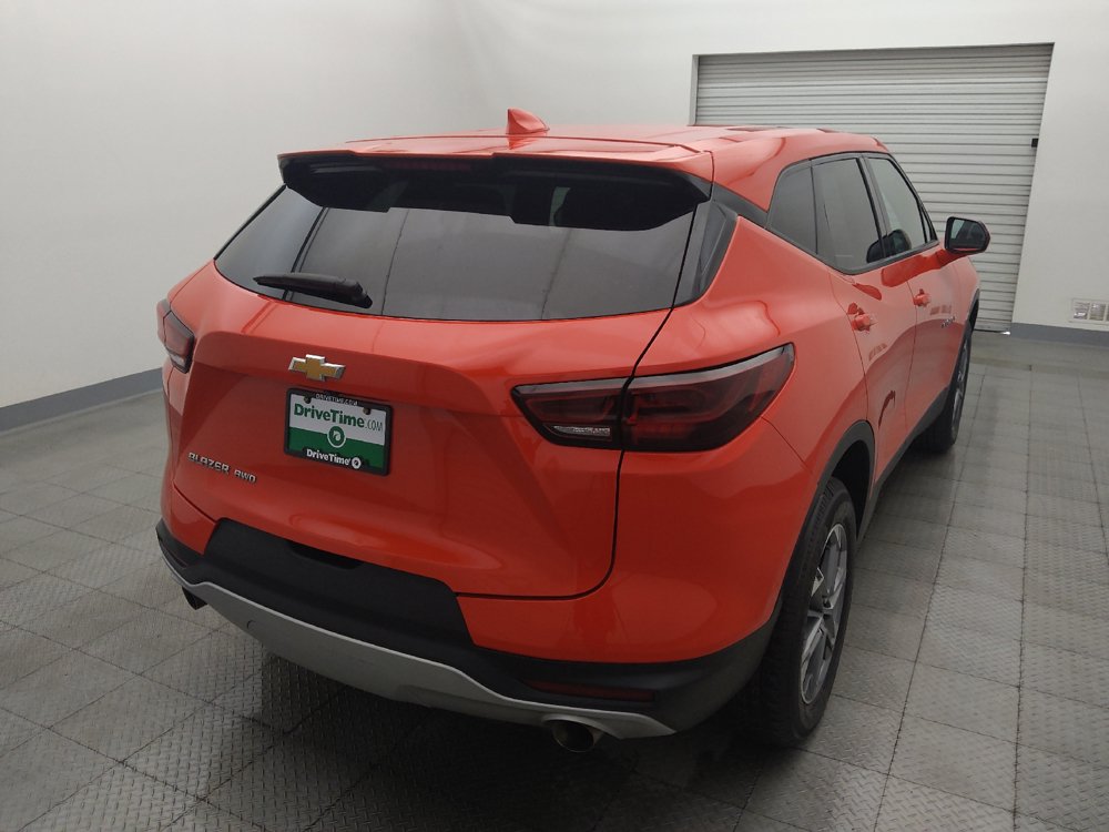 Used 2025 Chevrolet Blazer LT AWD/4WD image 7