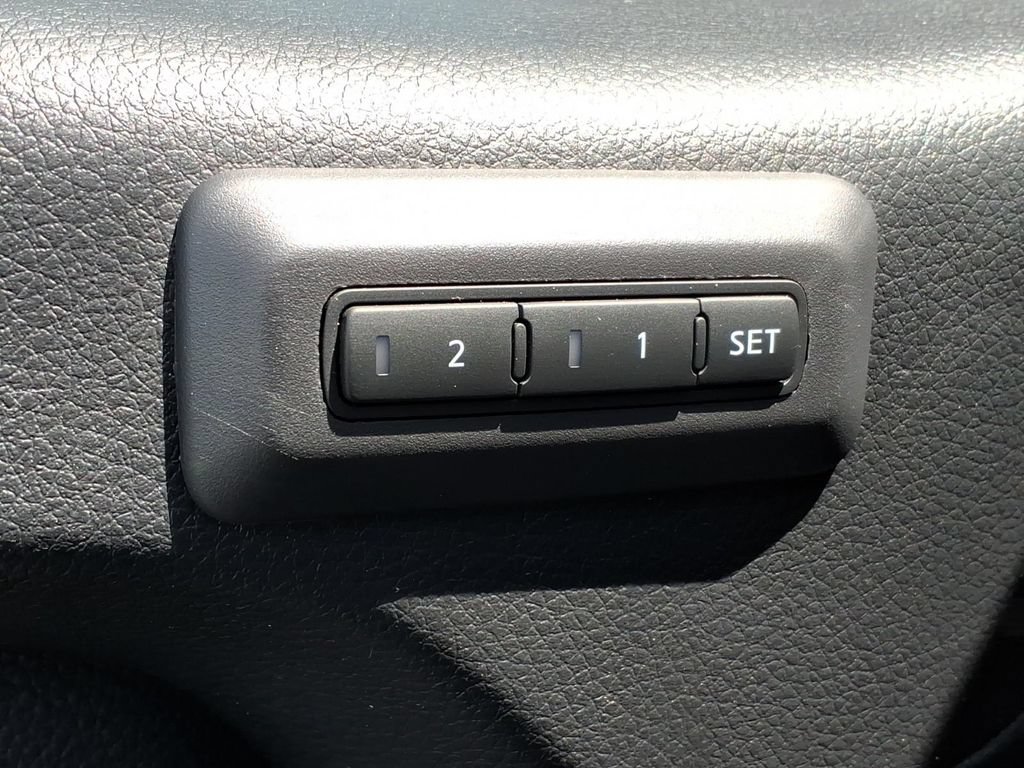 Certified 2024 Nissan Titan PRO-4X w/ Pro-4x Convenience Package AWD/4WD image 22