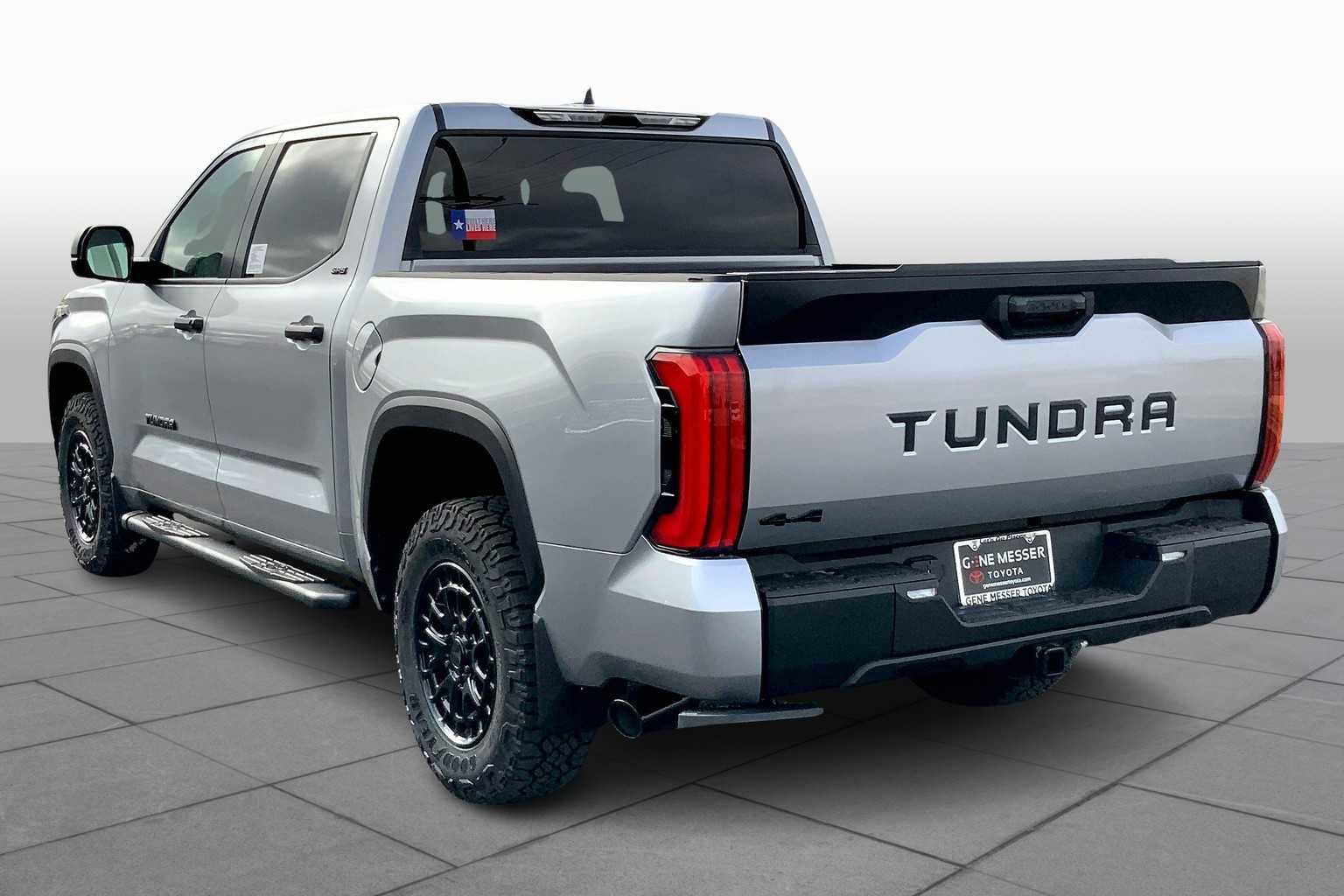 Used 2025 Toyota Tundra SR5 image 12