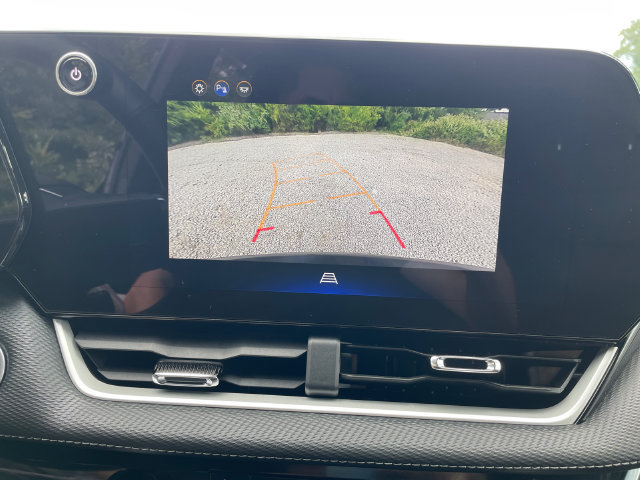 Used 2025 Chevrolet Equinox LT AWD/4WD image 32
