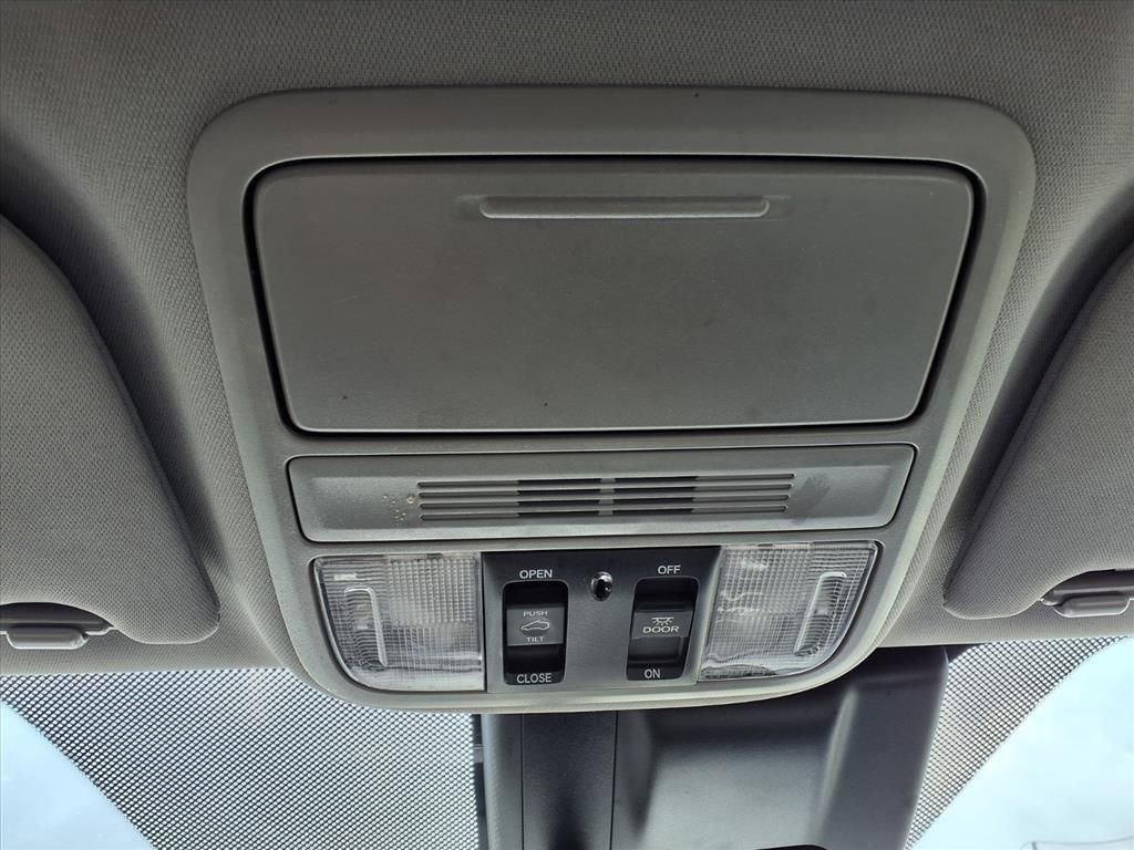 Used 2019 Honda Odyssey EX-L image 27