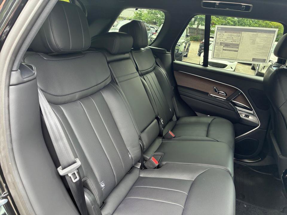 New 2026 Land Rover Range Rover SE AWD/4WD image 29