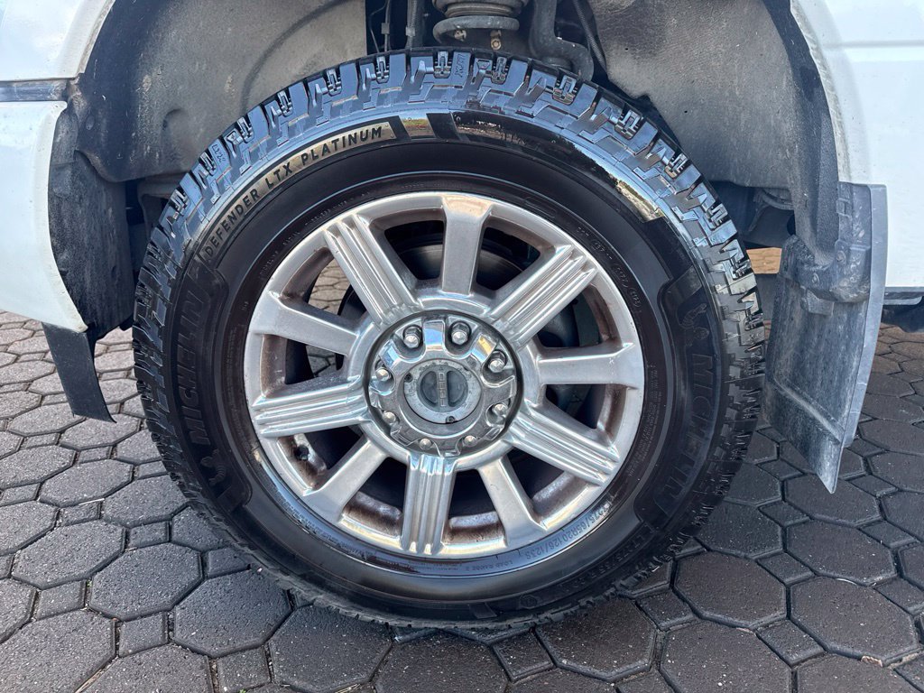 Used 2018 Ford F350 Limited w/ FX4 Off-Road Package AWD/4WD image 11