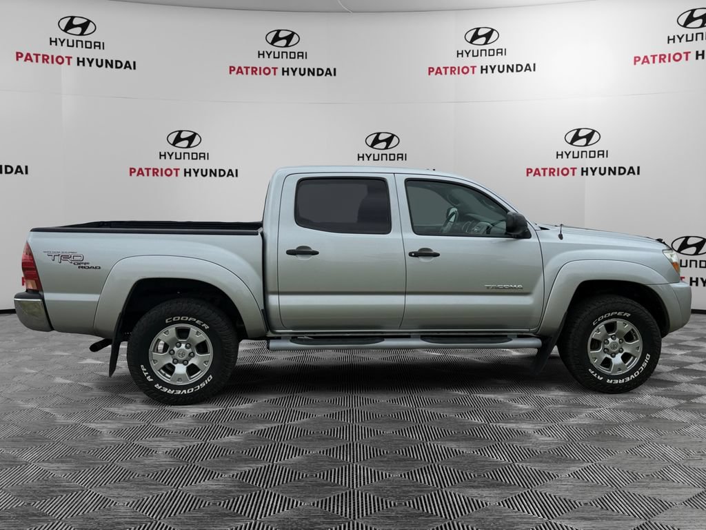Used 2007 Toyota Tacoma PreRunner RWD image 2